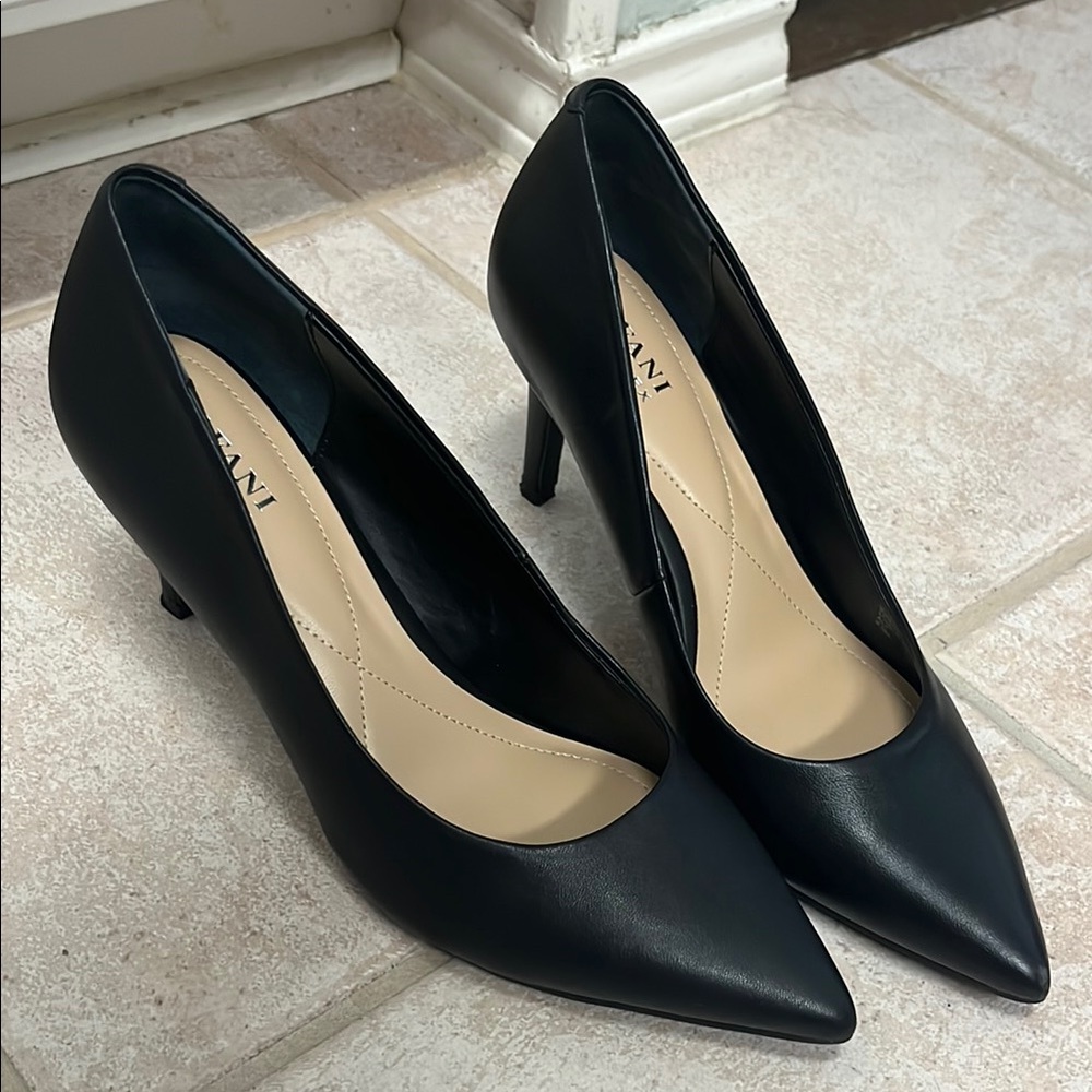 Alfani Black Leather Pumps Size 8.5